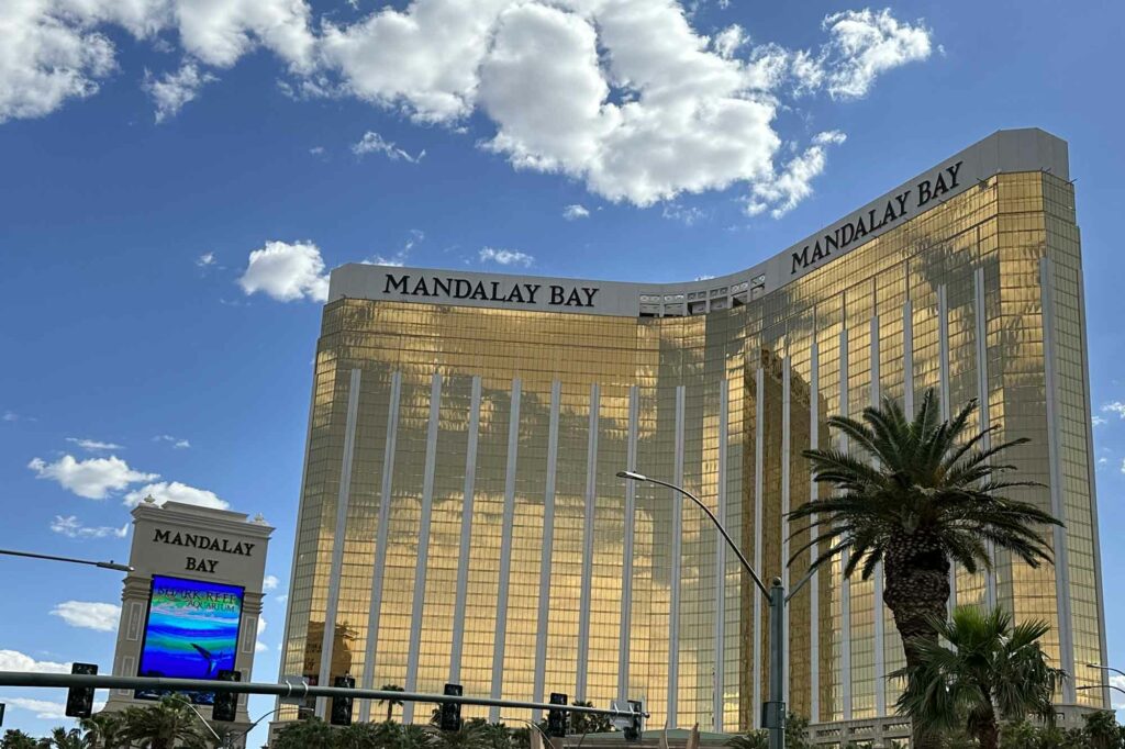 Las Vegas Mandalay Bay Alleged Poker Cheater Arrested