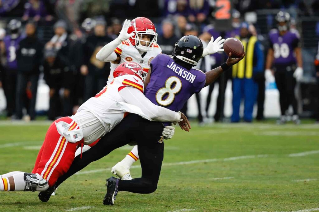 NFL Season Kicks Off with AFC Championship Rematch