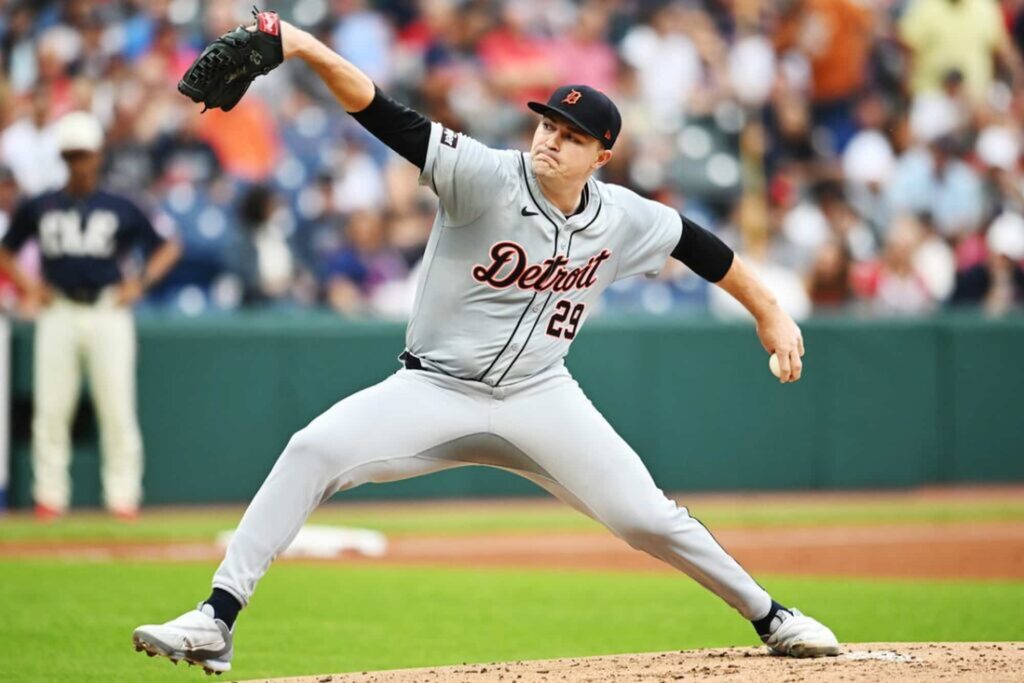 MLB Award Winners a Mix of Favorites and Longshots