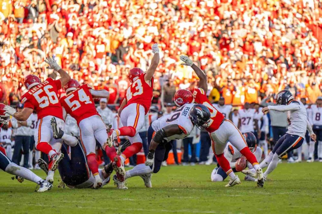 Super Bowl Contenders Snatch Victory from Jaws of Defeat